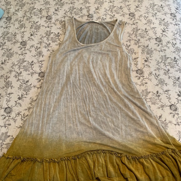 Betsey’s boutique shirt - Picture 2 of 3